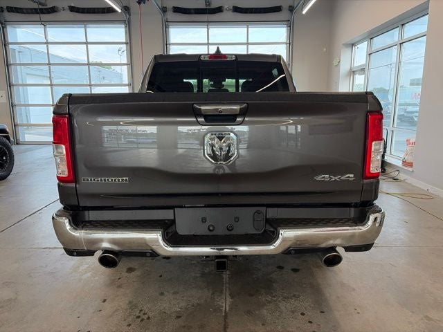 2020 RAM 1500 Big Horn Crew Cab 4x4 5'7' Box