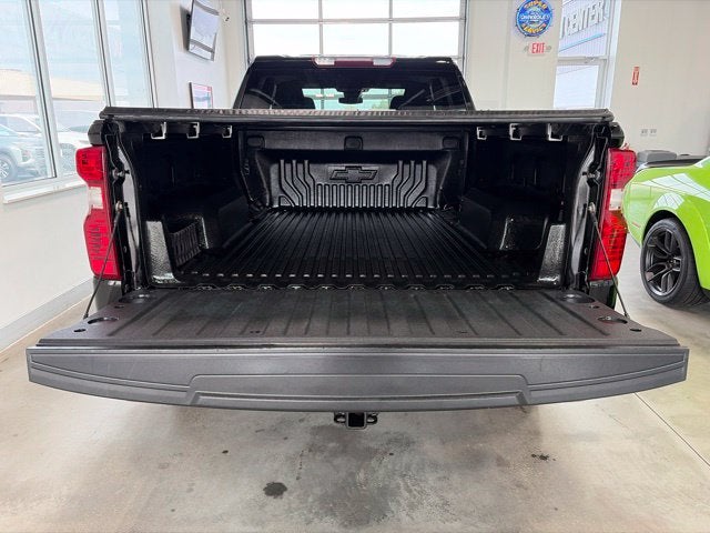 2022 Chevrolet Silverado 1500 4WD Double Cab Standard Bed LT with 2FT