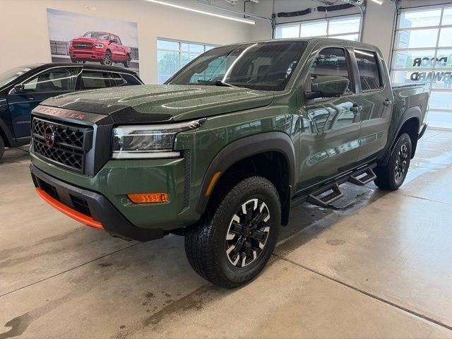 2022 Nissan Frontier Crew Cab PRO-4X 4x4