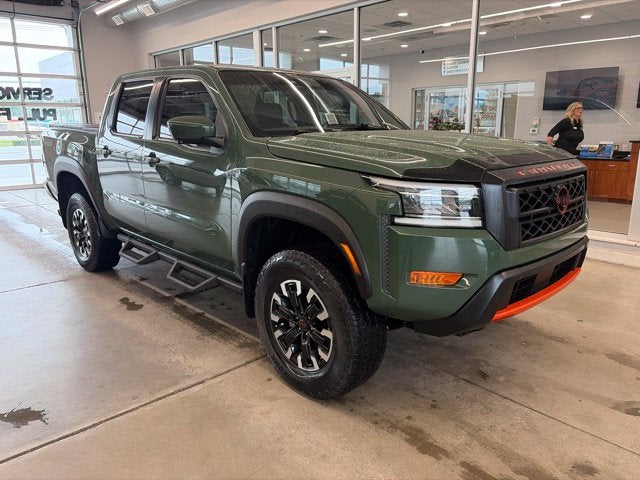 2022 Nissan Frontier Crew Cab PRO-4X 4x4