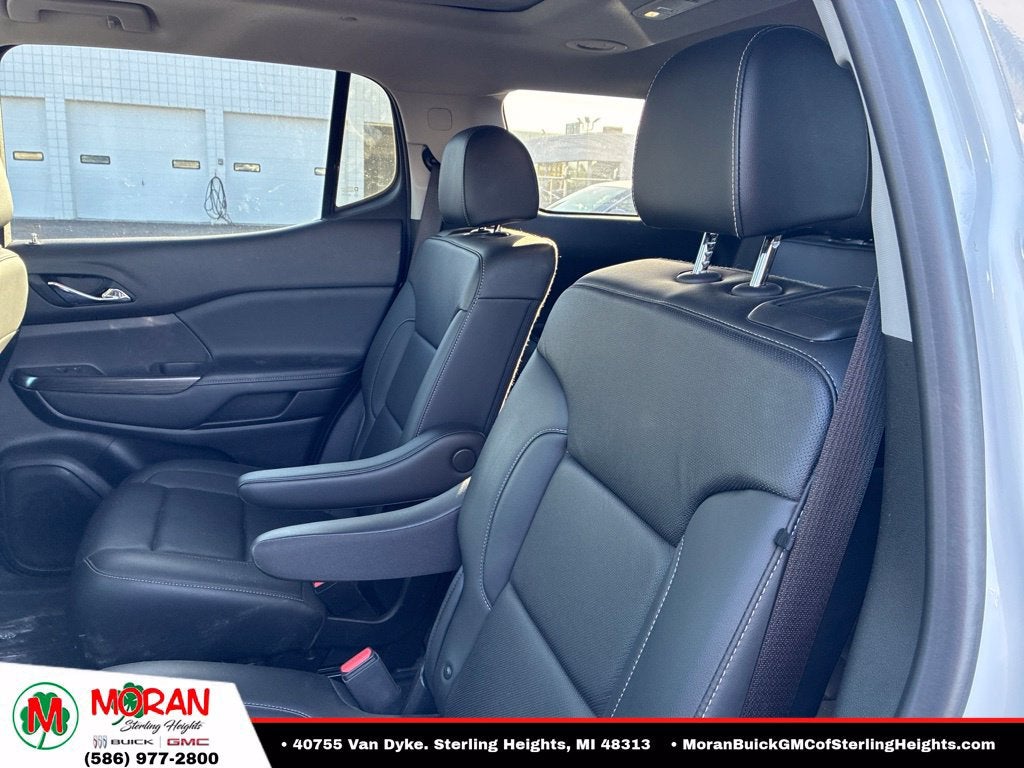2021 GMC Acadia SLT
