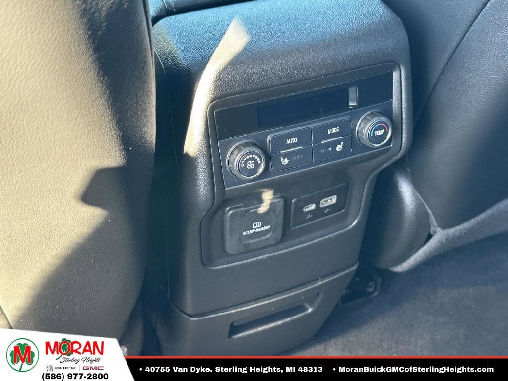 2021 GMC Acadia SLT