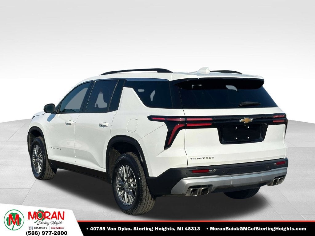 2025 Chevrolet Traverse LT