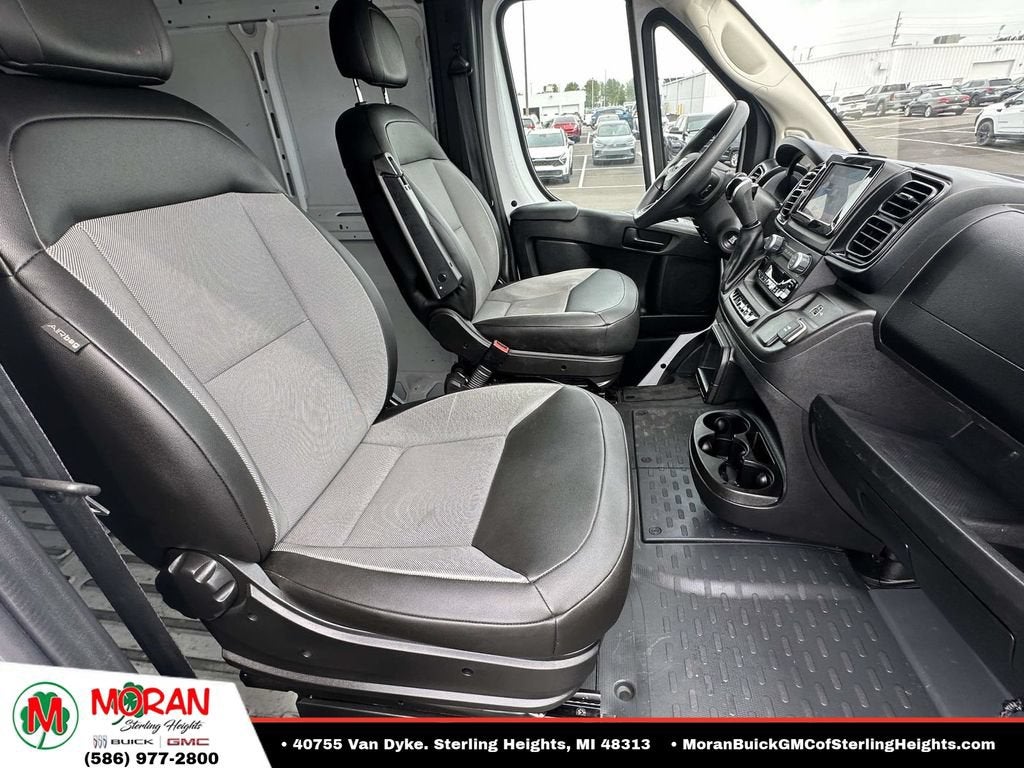 2025 RAM ProMaster Cargo Van Tradesman