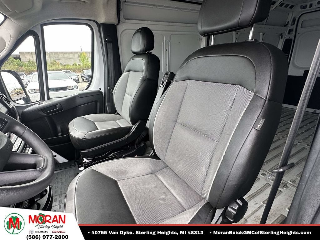 2025 RAM ProMaster Cargo Van Tradesman
