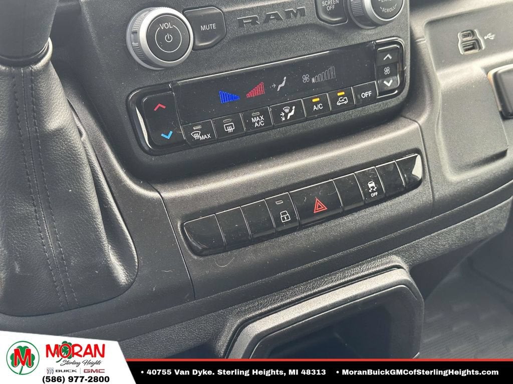 2025 RAM ProMaster Cargo Van Tradesman