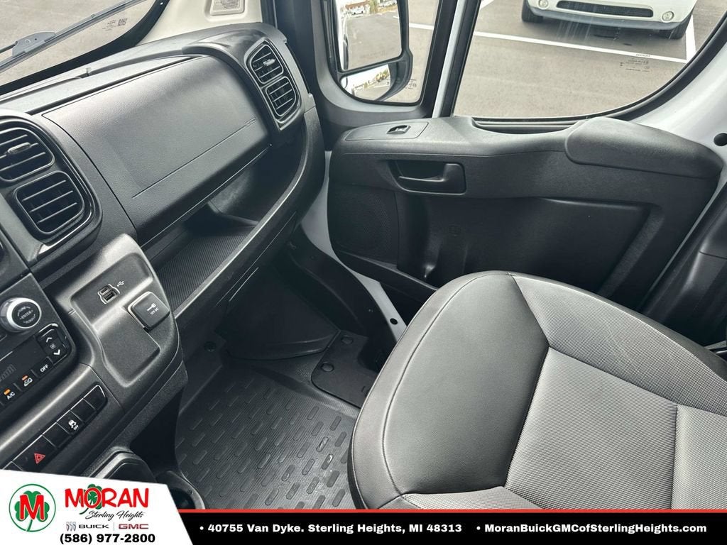 2025 RAM ProMaster Cargo Van Tradesman