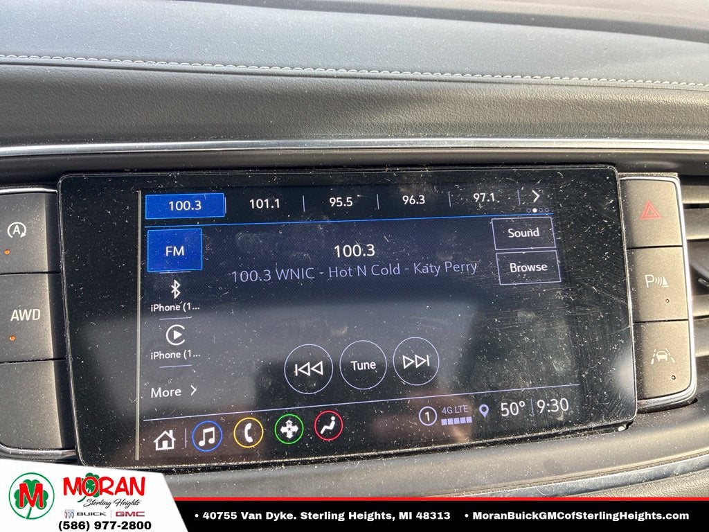 2024 Buick Enclave Essence