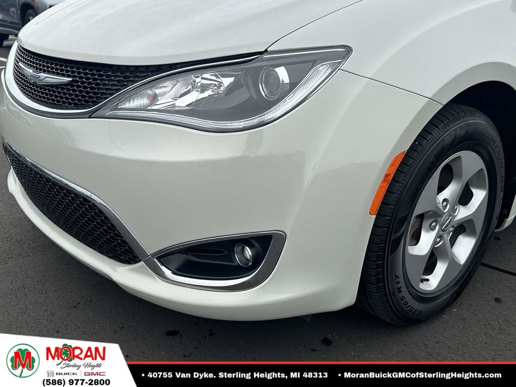 2017 Chrysler Pacifica Touring L Plus