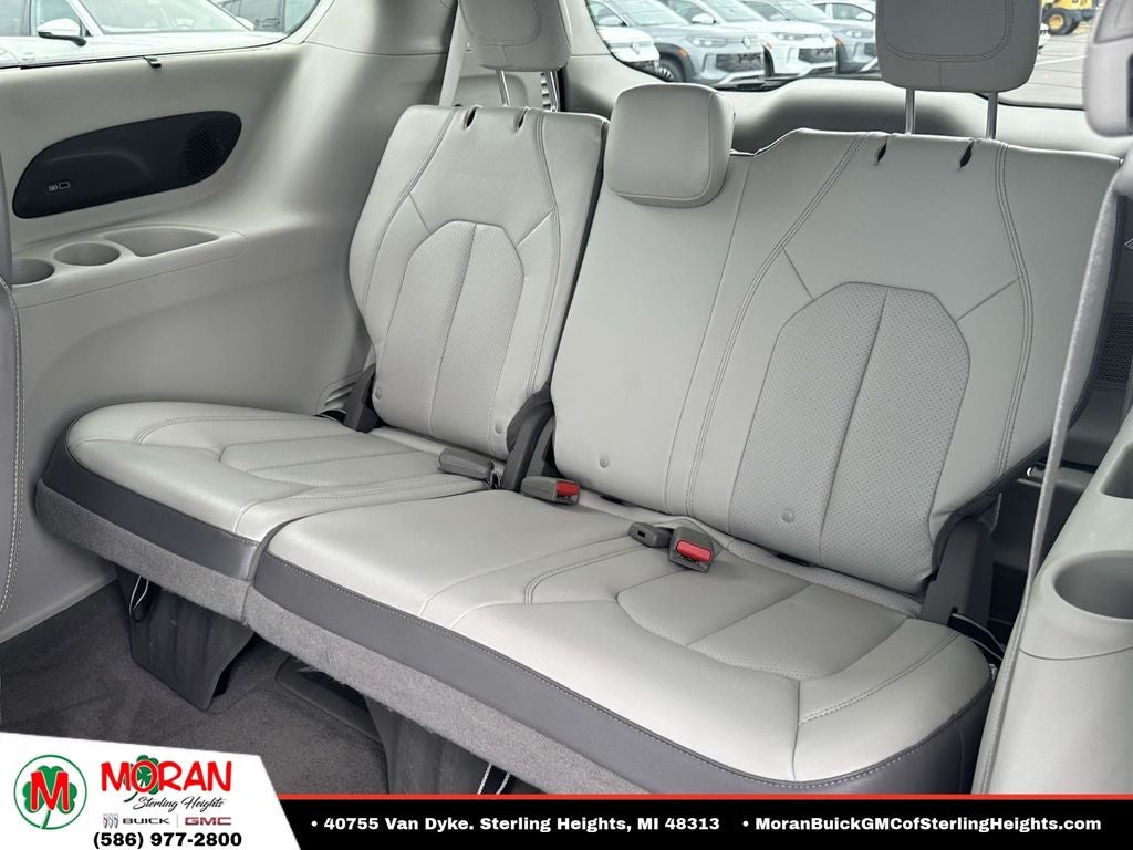 2017 Chrysler Pacifica Touring L Plus