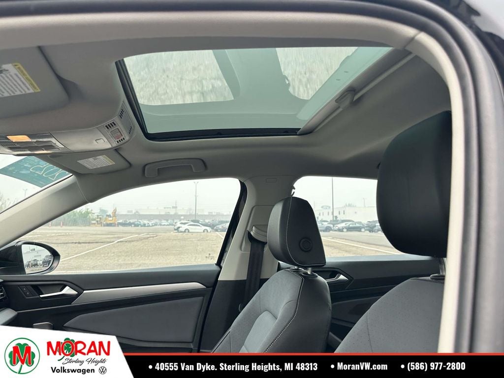 2025 Volkswagen Jetta 1.5T SE