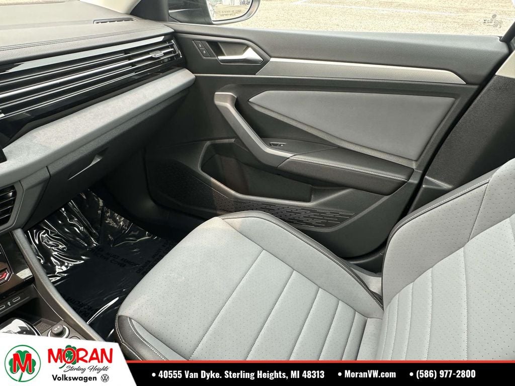 2025 Volkswagen Jetta 1.5T SE