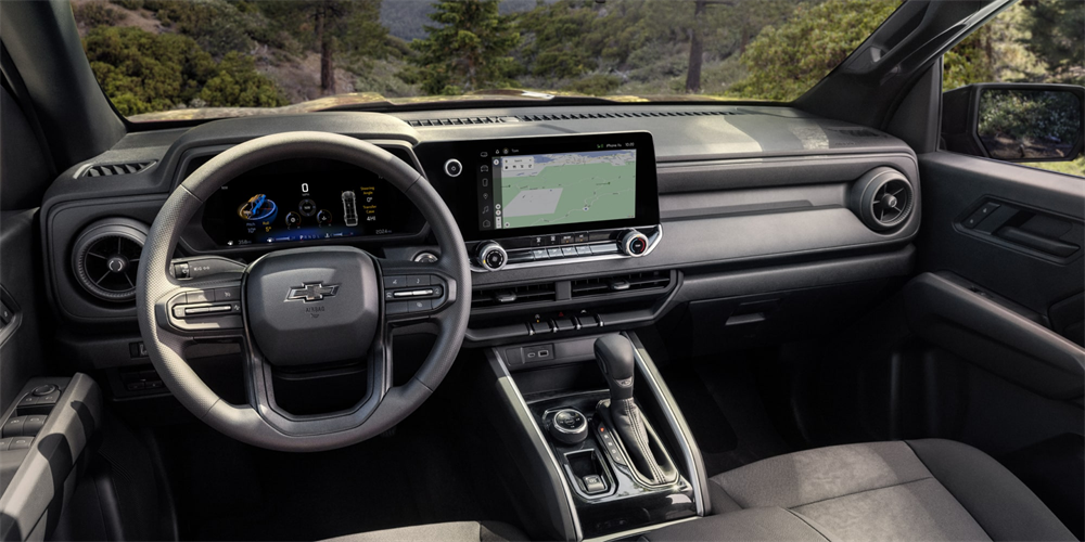 2026 Chevrolet Colorado Interior